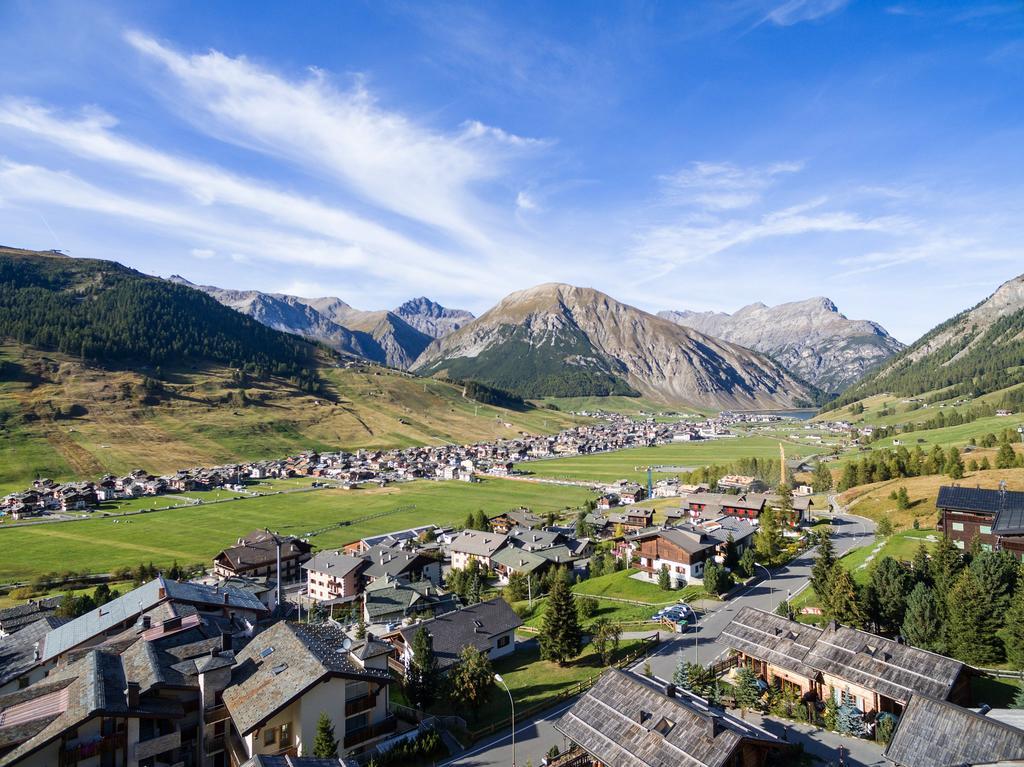 Park Chalet Village Livigno Exteriör bild