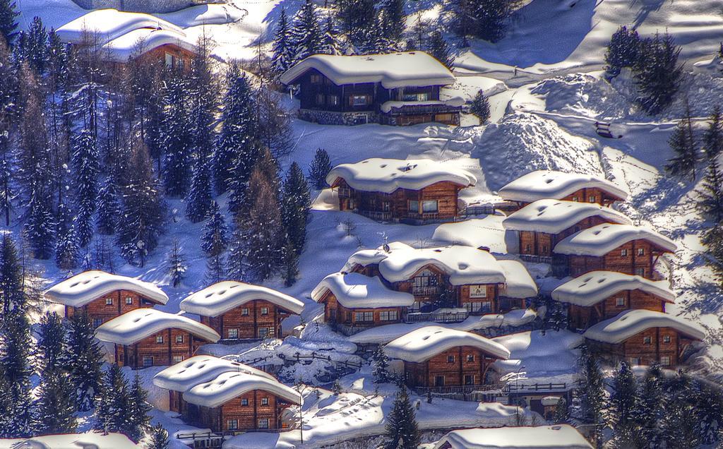 Park Chalet Village Livigno Exteriör bild