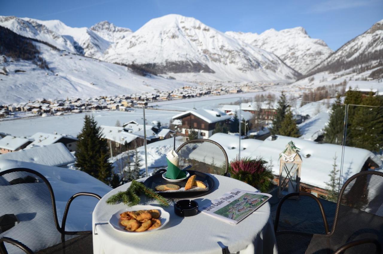 Park Chalet Village Livigno Exteriör bild