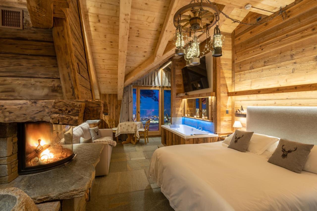 Park Chalet Village Livigno Exteriör bild